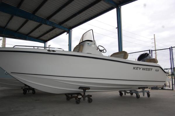 2016 Key West 186 Center Console