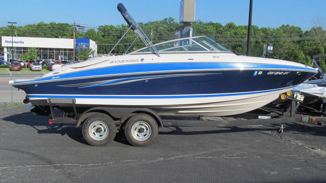 2008 Four Winns H240