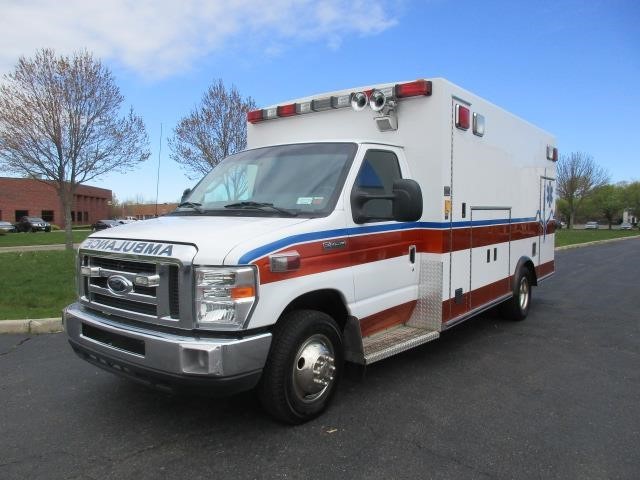 2009 Ford E450  Ambulance