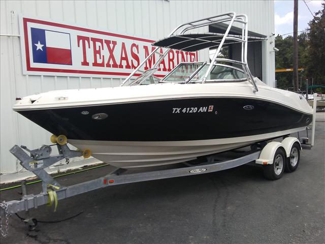 2007 Sea Ray 230 Select