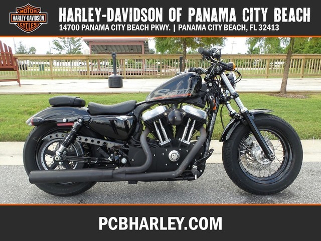 2017 Harley-Davidson Sportster 1200 Custom XL1200C