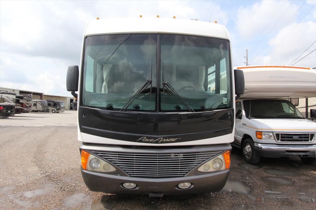 2004 Fleetwood Pace Arrow 36B