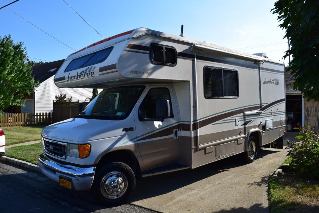 2004 Fleetwood JAMBOREE 23E