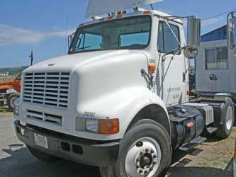 2002 International 8100  Conventional - Day Cab