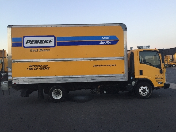 2013 Isuzu Npr  Box Truck - Straight Truck