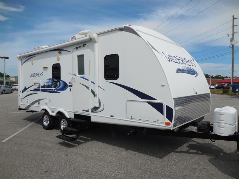 2013 Heartland Rv Wilderness WD 2250BH