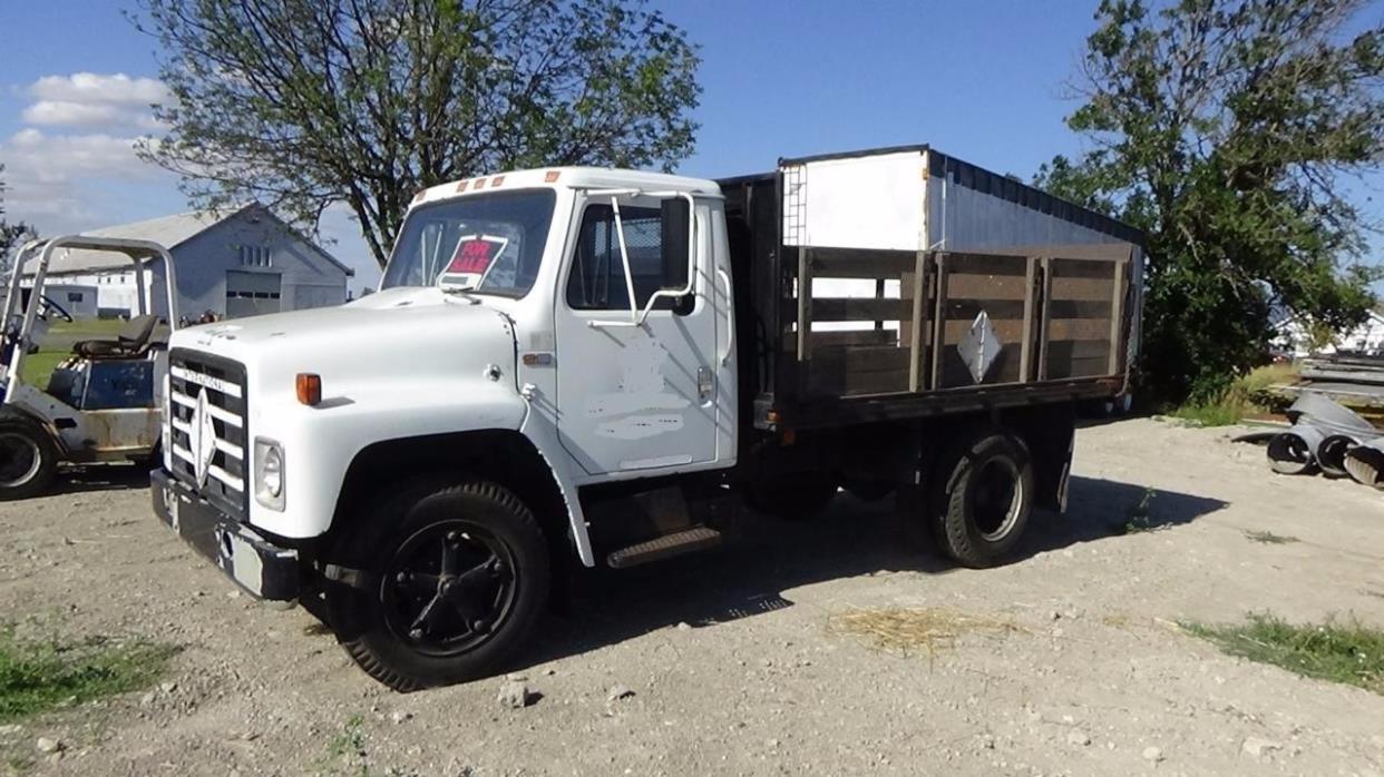 1985 International S1600  Conventional - Day Cab