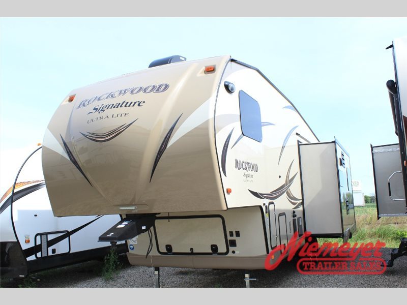 2017 Forest River Rv Rockwood Signature Ultra Lite 8289WS