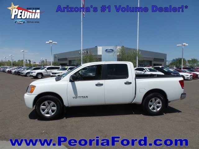 2012 Nissan Titan  Pickup Truck