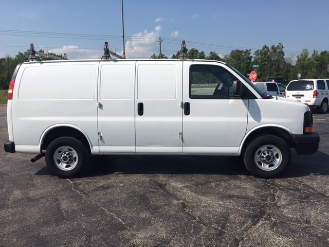 2011 Gmc Savana  Cargo Van