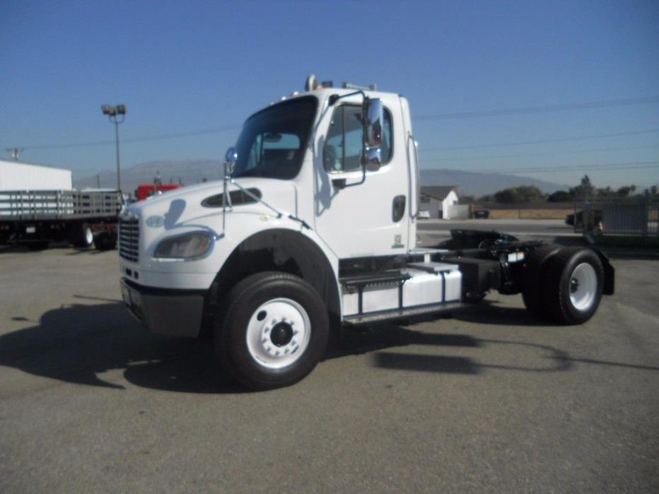 2009 Freightliner Business Class M2 106  Conventional - Day Cab