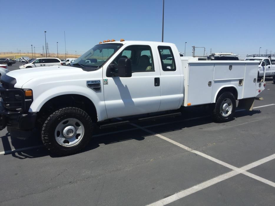 2009 Ford F350  Contractor Truck