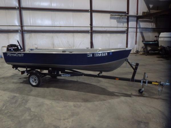 2012 MirroCraft 14 Fishing boat