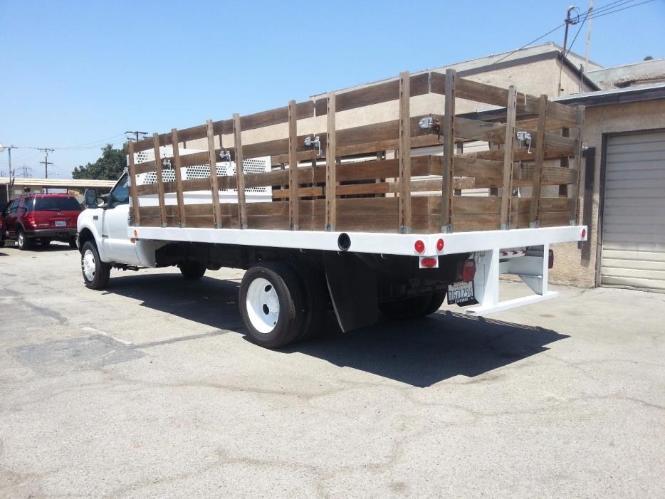 2003 Ford F450  Flatbed Truck