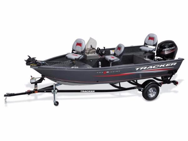 2017 TRACKER BOATS Pro Guide V-16 SC