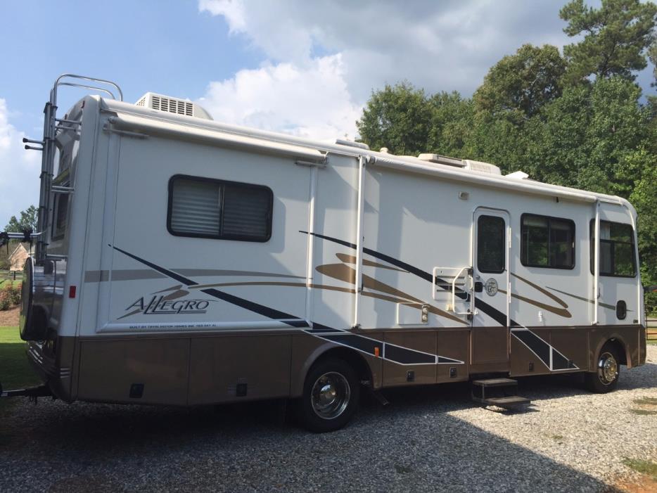 2004 Tiffin Motorhomes ALLEGRO 30 DA