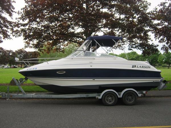 2006 Larson Cabrio 220