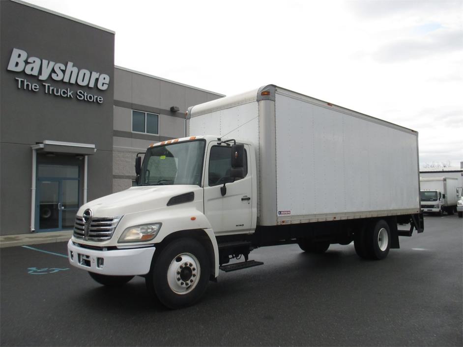 2008 Hino 268  Box Truck - Straight Truck