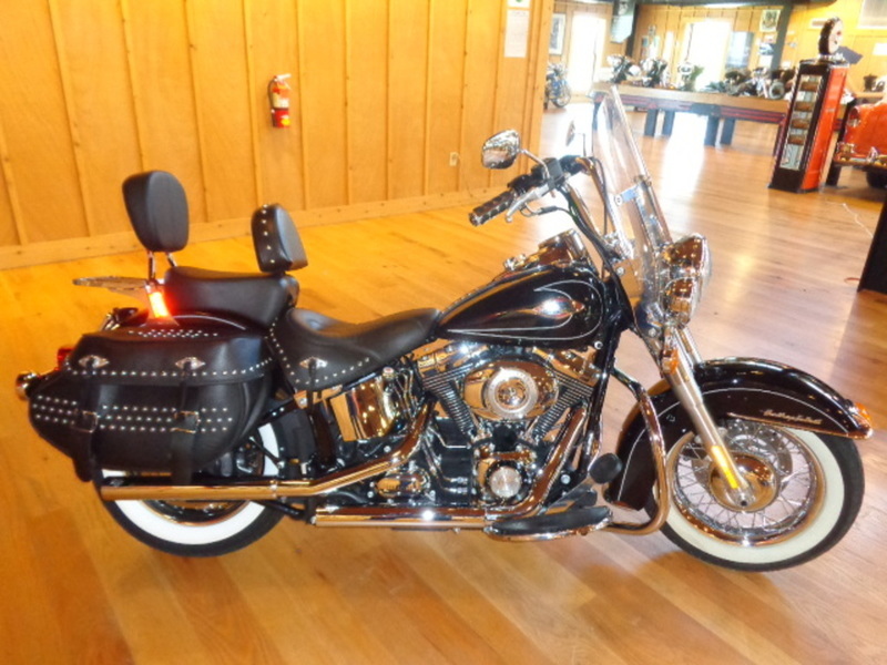 2010 Harley-Davidson FLSTC - Heritage Softail Classic