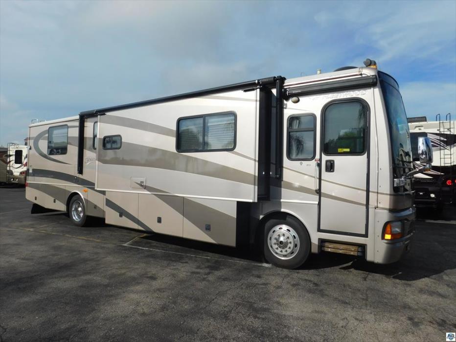 2005 Fleetwood Discovery 39S