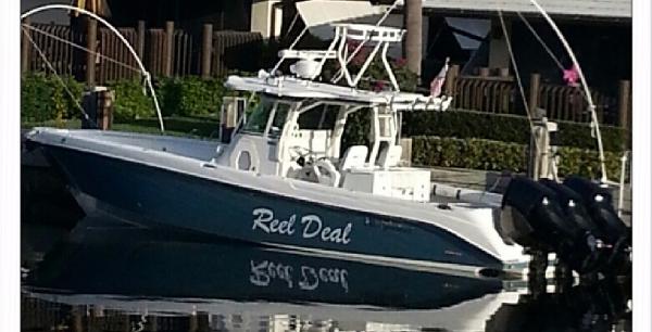 2008 Everglades 350 Center Console