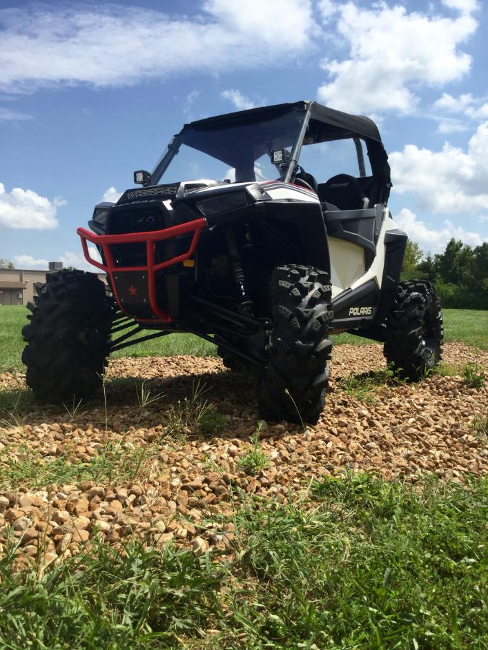 2015 Polaris RZR S 900