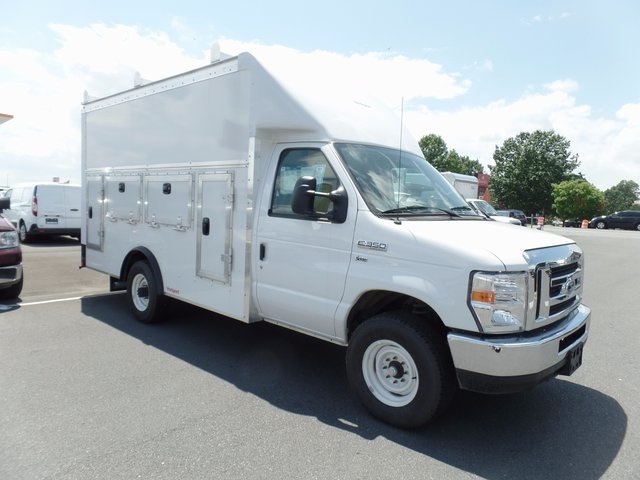 2016 Ford E-350sd  Cab Chassis