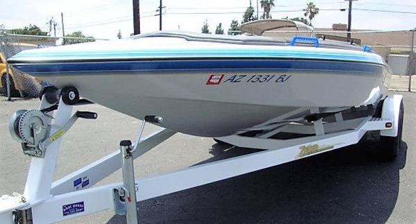 2002 Placecraft 204 Open Bow
