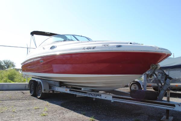 2007 Sea Ray 24 sundeck