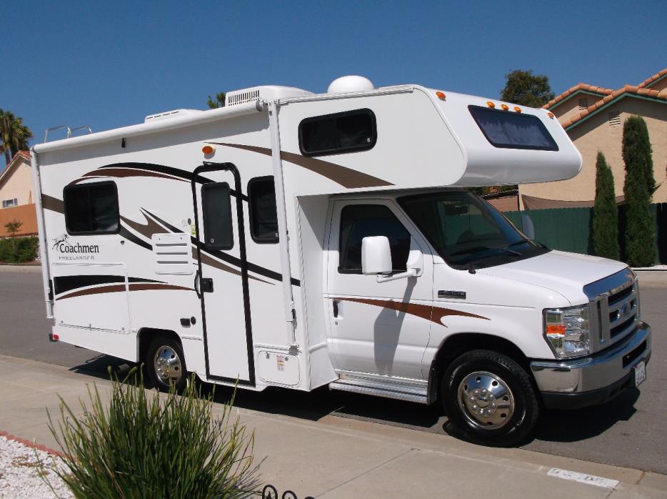 2013 Coachmen FREELANDER