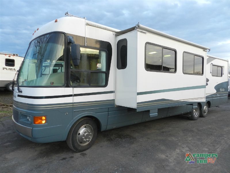 2000 National Rv Tropical 6372