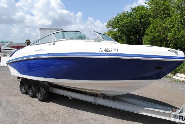 2006 Rinker 246 Captiva Bowrider