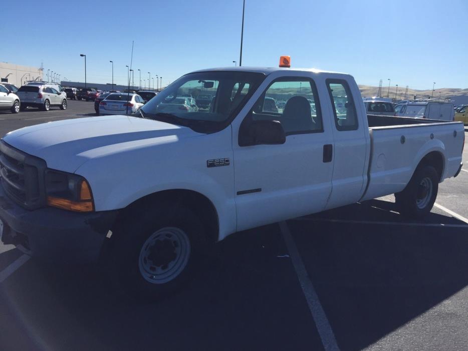2000 Ford F250  Landscape Truck