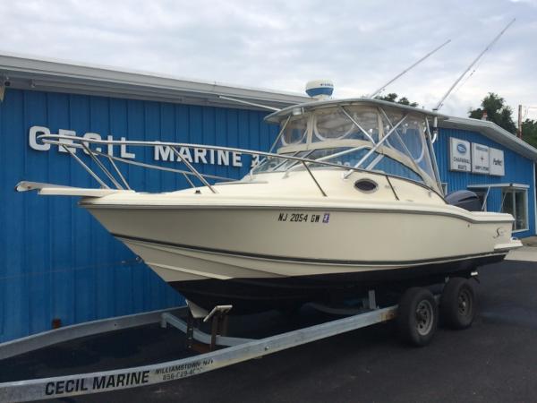 2004 Scout Boats 242 Abaco
