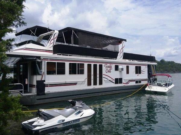 2004 LAKEVIEW YACHTS 16x68 Houseboat