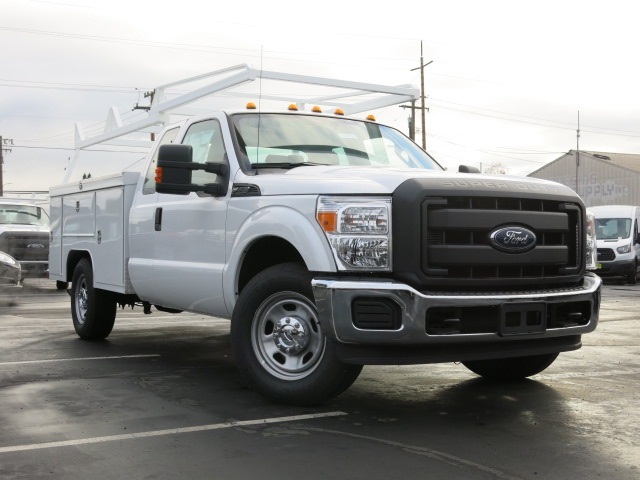 2016 Ford F-350sd  Utility Truck - Service Truck