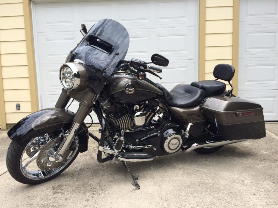 2015 Harley-Davidson Street Glide Special