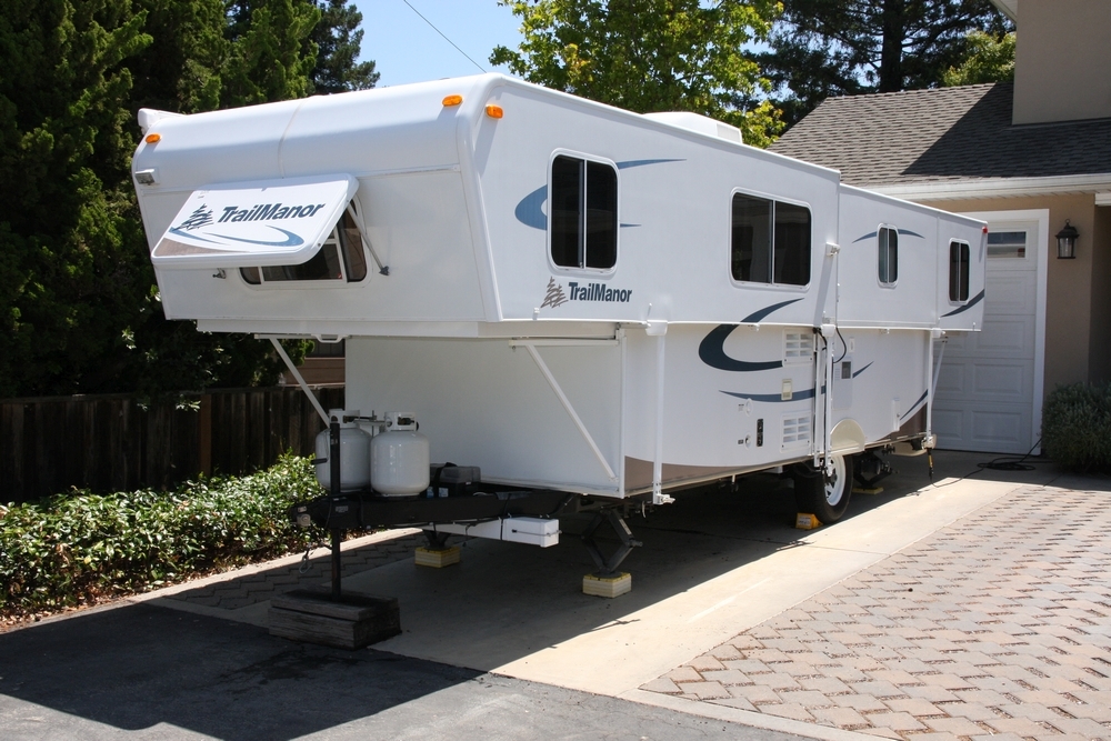 2008 Trailmanor 3023 FOLDING TRAVEL TRAILER