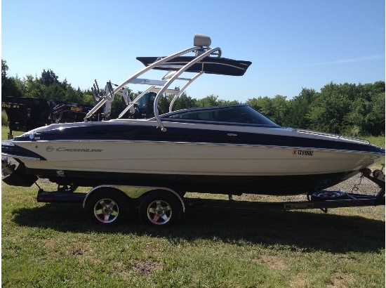 2008 Crownline 230 LS