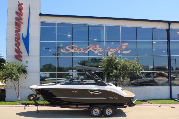 2016 Sea Ray 230 SLX