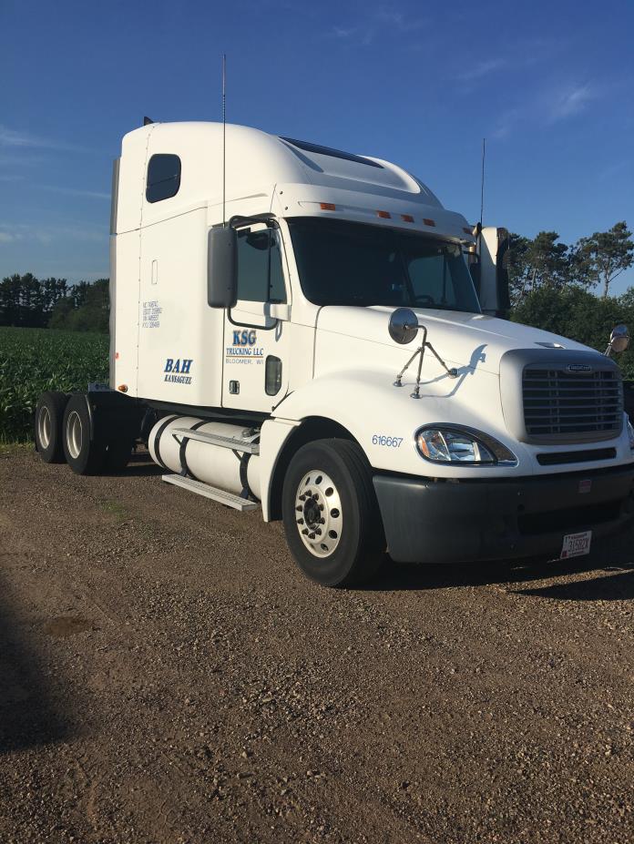 2009 Freightliner Columbia Cl12064st  Tractor