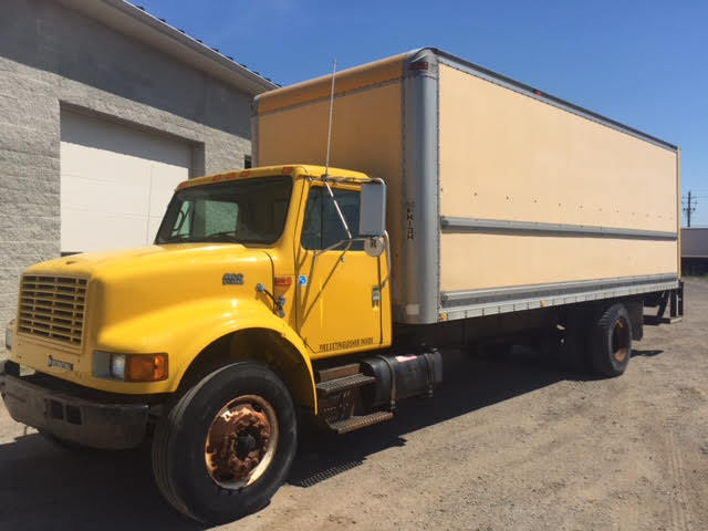 1999 International 4900  Box Truck - Straight Truck