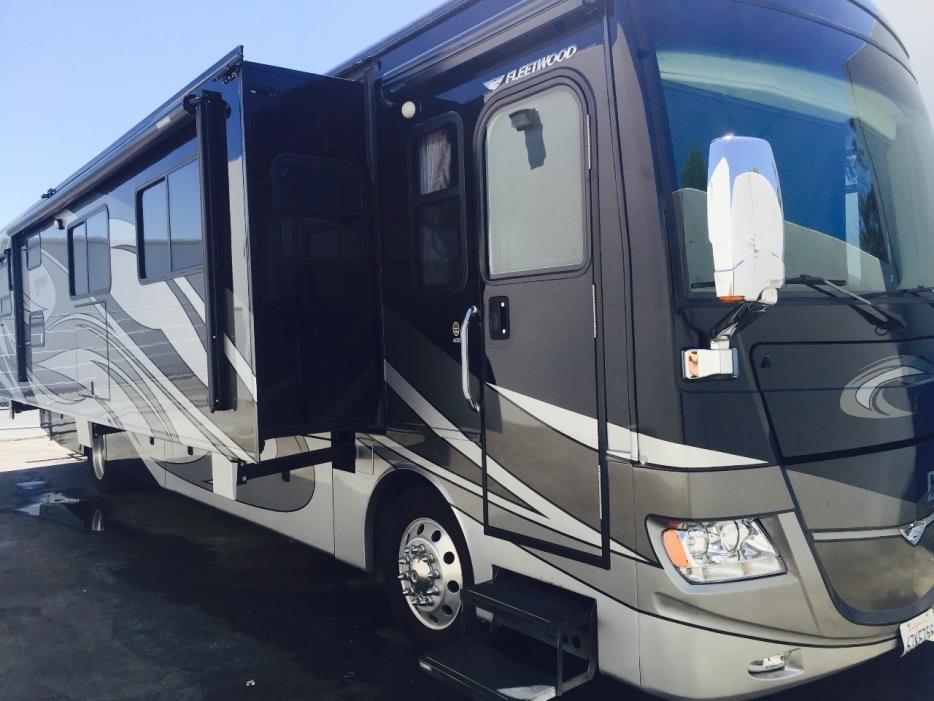 2010 Fleetwood DISCOVERY 40G