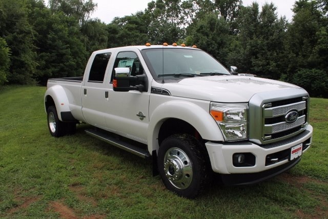 2016 Ford F-450sd  Pickup Truck