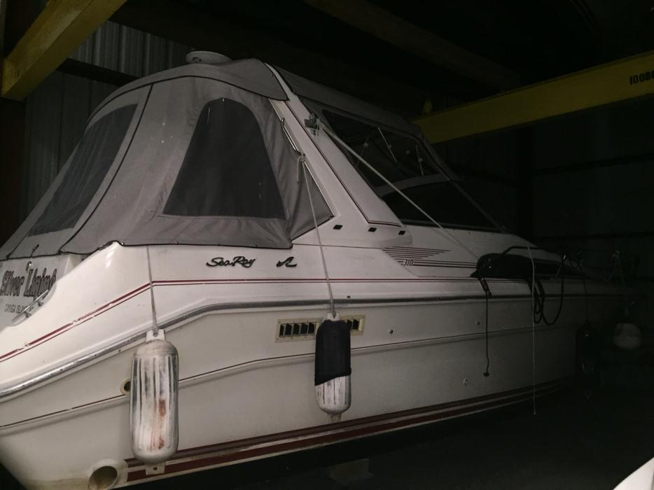 1990 Sea Ray 310 Express