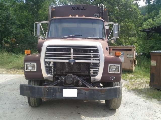 1994 Ford Ln8000  Garbage Truck