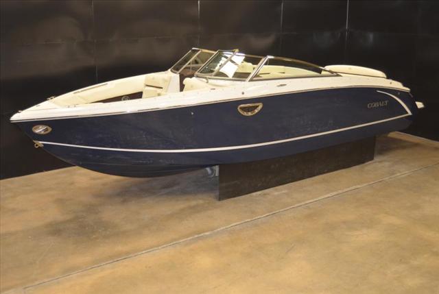 2016 COBALT BOATS R7