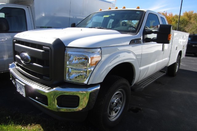 2016 Ford F-350 Utility Body  Pickup Truck