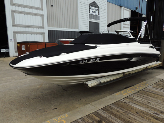 2014 Sea Ray 220 Sundeck