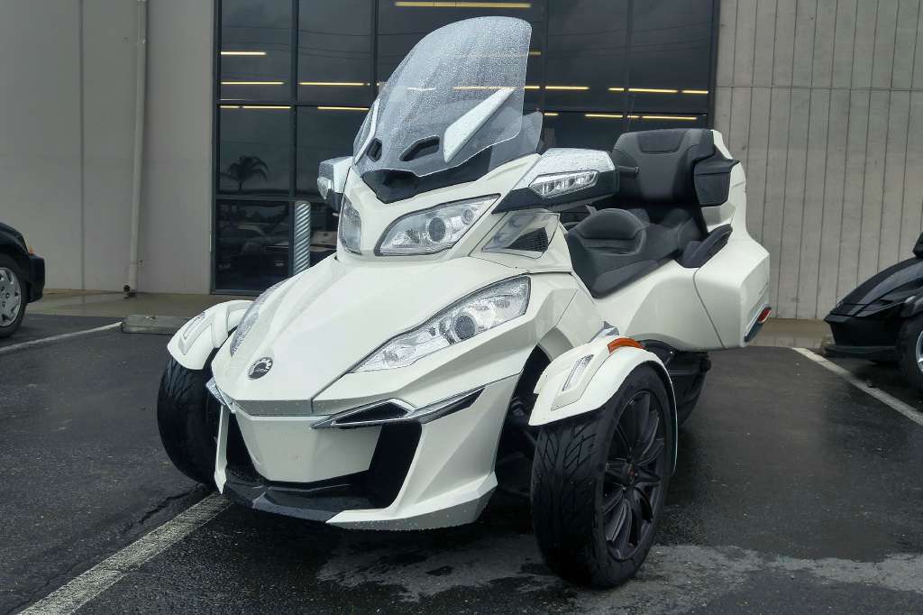 2016 Can-Am Spyder RT-S SE6